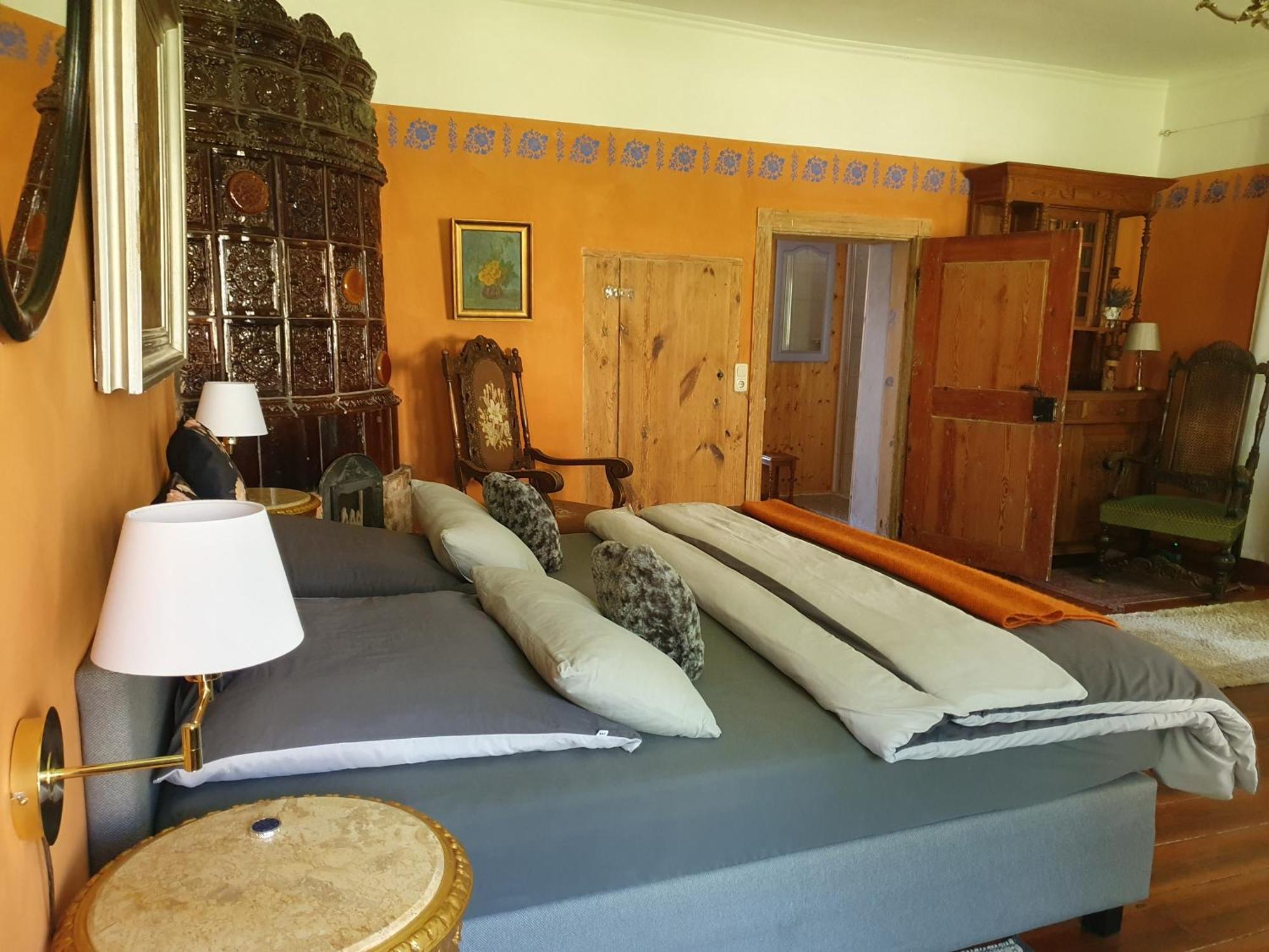Gesindehaus Am Schloss Kummerower See Kummerow  Екстериор снимка